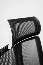 Titan Pro Mesh Executive Chair - Image 5