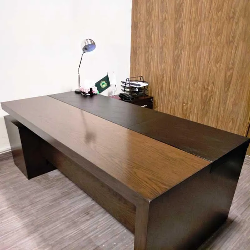 Heritage Executive Desk Heritage Executive Desk made from solid wood and Vinboard by Wood & Wood Lahore